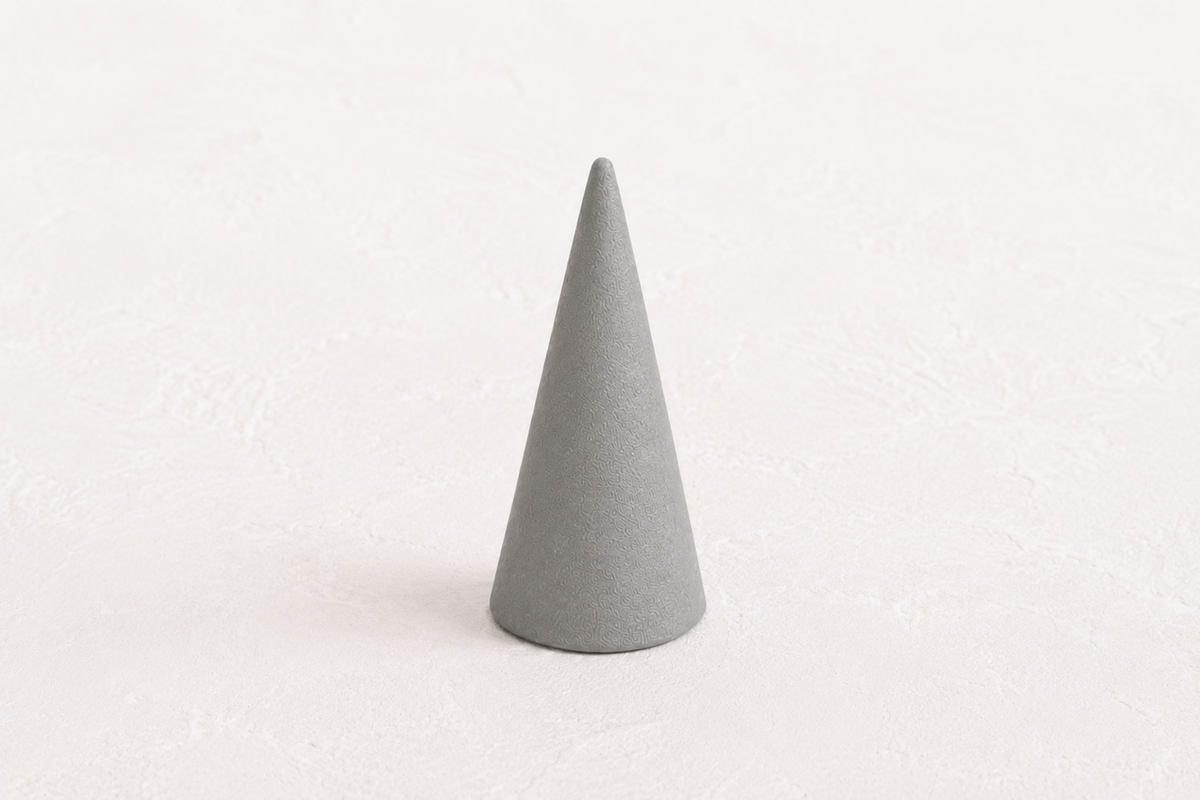 Porte-bague SILO en béton minéral – Support à bagues design