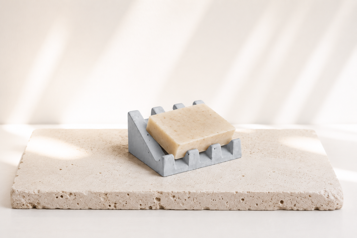 Porte-savon STRATA en béton minéral – Porte-savon design fait main pour savon solide