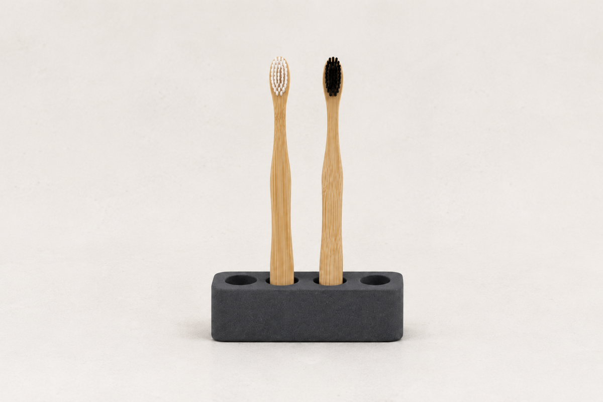 Porte-brosse à dents 4 trous ROC QUAD en béton minéral – Support pour 4 brosses à dents manuelles • 6 couleurs Minérale