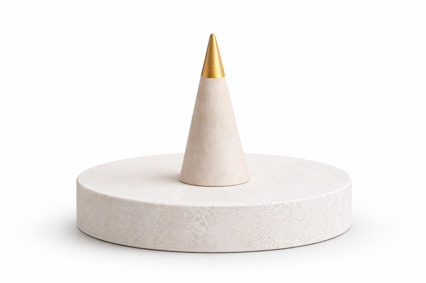Porte-bague avec pointe dorée • AURA • Collection Signature